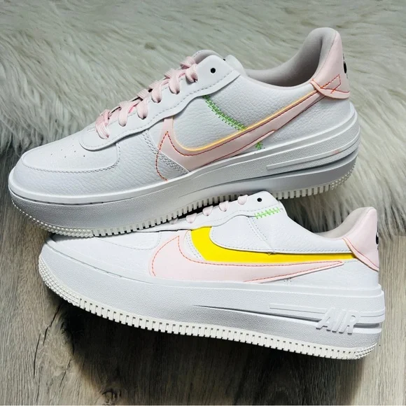NWT Nike Air Force 1Platform Women’s Shoes - Picture 4 of 9